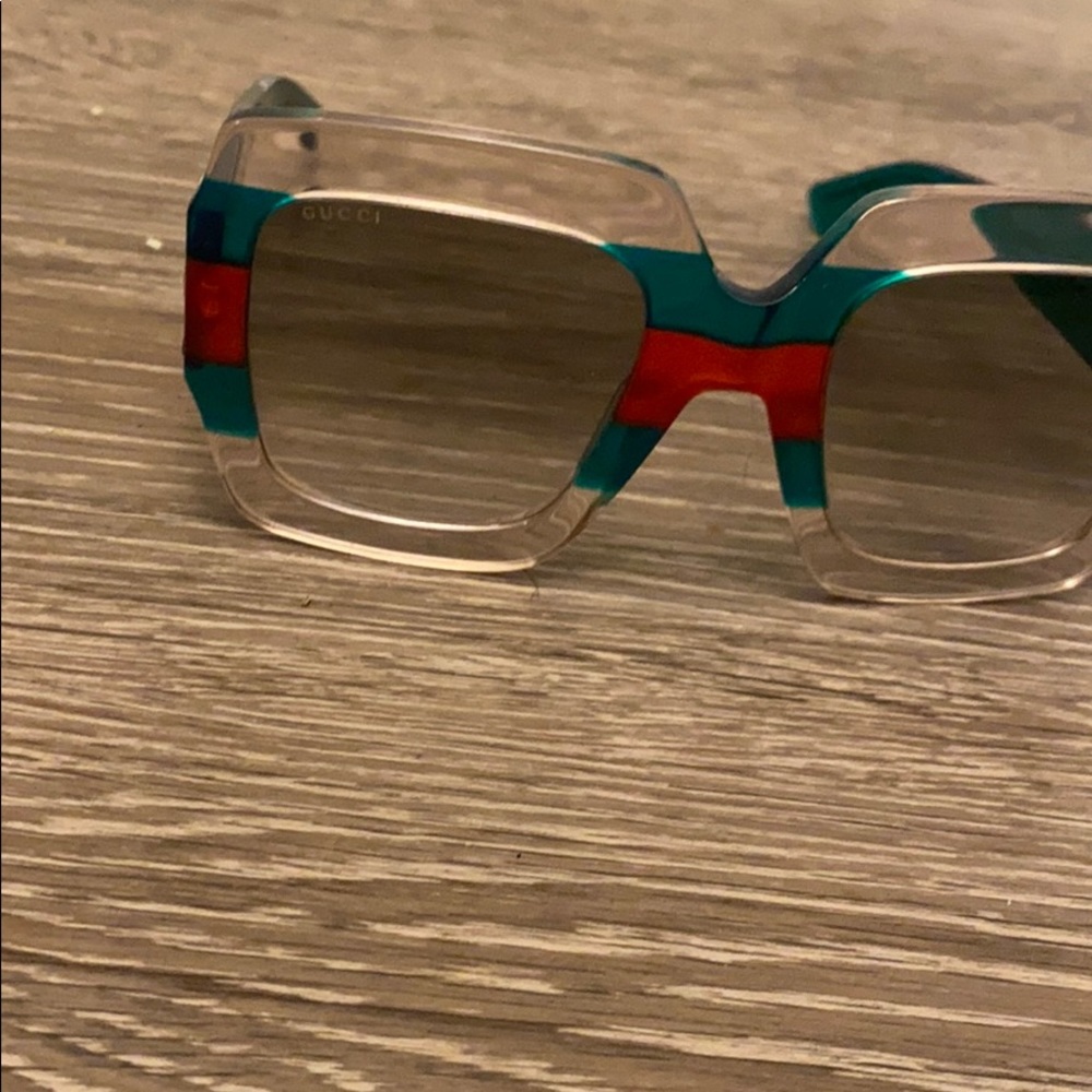 AUTHENTIC GUCCI GLASSES